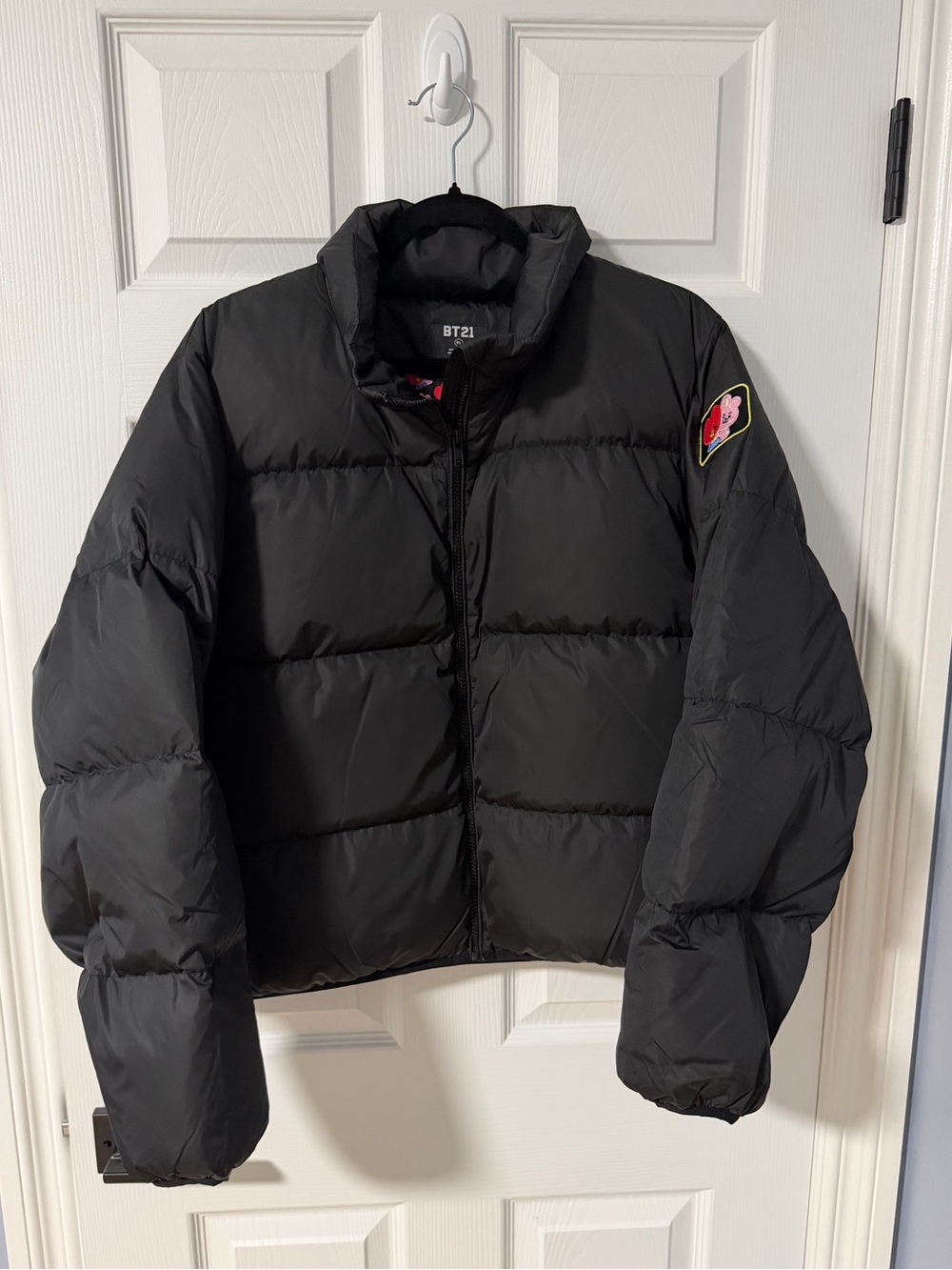 BT21 Women’s Cooky & Tata Line Friends Padded Puffer Size XL